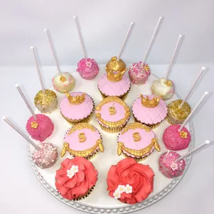 Cake pops and CupCakes
