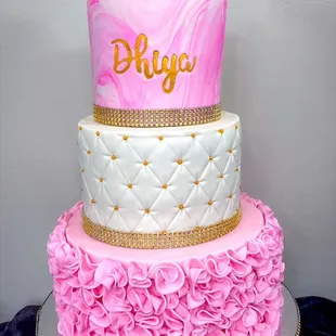 Multi tiered Ruffled Marbled Cake!