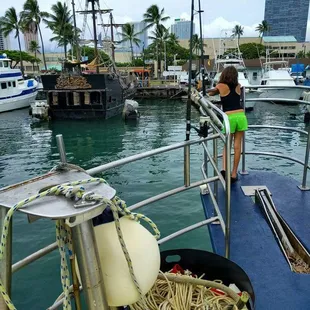 Sashimi Fishing Tours Hawaii