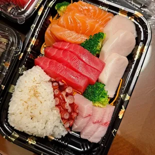 Sashimi Dinner Combo