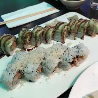 Spicy Scallop Roll