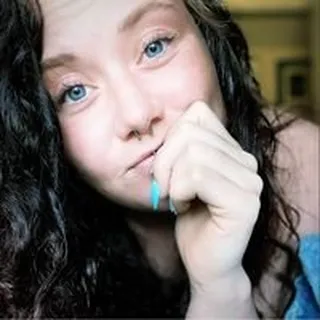 Danni S.
