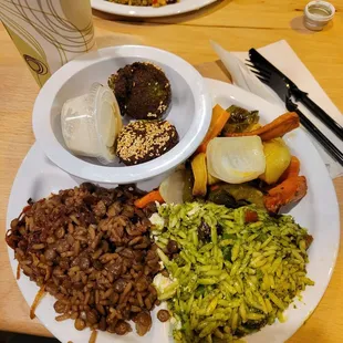 ORZO PASTA SALAD, MJADARAH, FALAFEL, and ROASTED VEGETABLES. 10/10