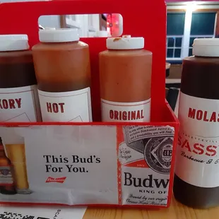 4 sauces to choose from.