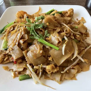 41. Sinagaporean Chow Fun (Char Kiew Tiau) $14.95