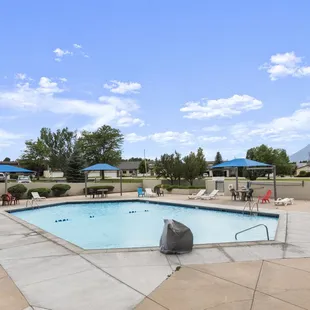 Our outdoor heated pool is open May-Sept!