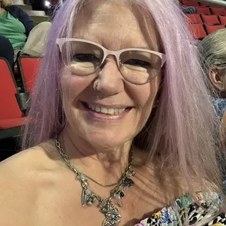 Darlene B.