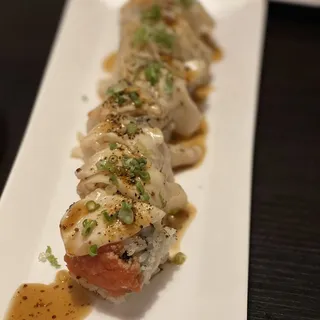 Seared Escolar Roll