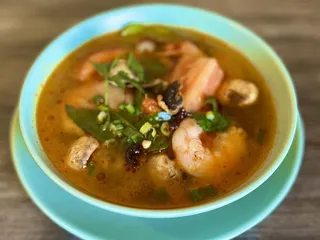 Thai Family Sisters Restaurant