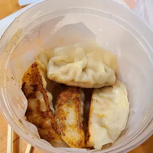 Gyoza