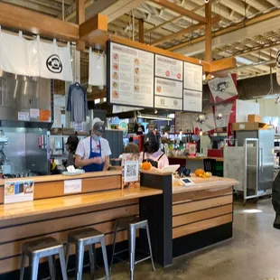 sushi and sashimi, interior