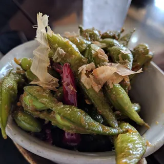 Spicy Garlic Edamame