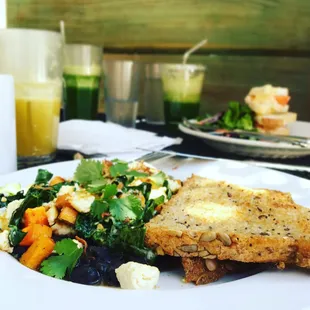 tofu scramble = perfect hangover food