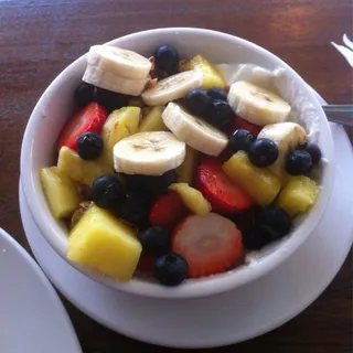 Granola, Fruit, Yogurt