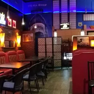 Additional dining area