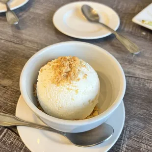 Coconut icecream
