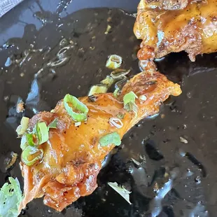 6 Piece Garlic Chicken Wings