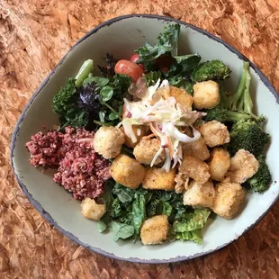 Spicy fried tofu with heart salad
