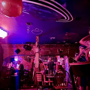 Da bar !!