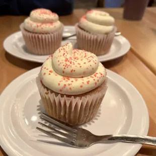 Strawberry cupcakes. They had been in the fridge for a while, so the icing was pretty solid. Flavors were great though.