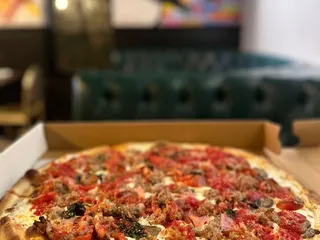 Limelight Coal Brick Oven Pizzeria