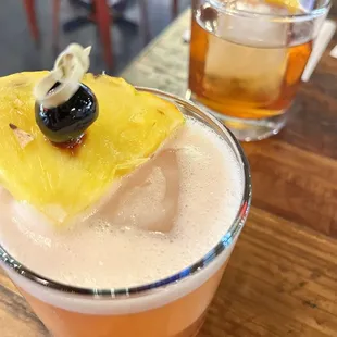 Jungle bird in front, old fashioned in back