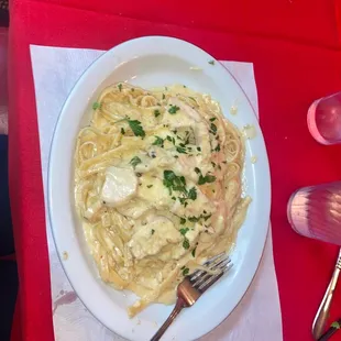 Fettuccine Alfredo