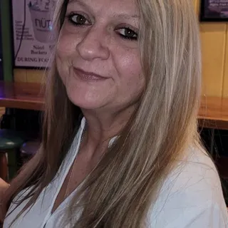 Linda Y.