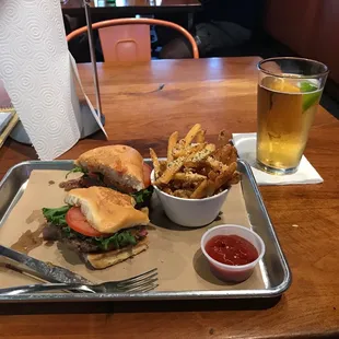 An All American Burger and a Dos Equis for dinner tonight! Another great night of trivia!!