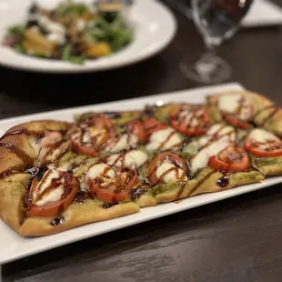 Caprese Flatbread