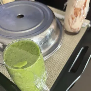 Peach, Kale, Spinach Smoothie Breakfast