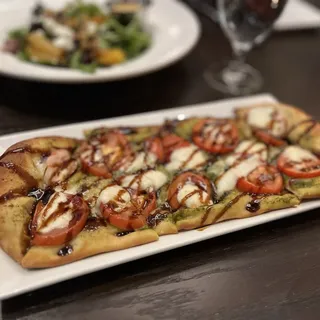 Caprese Flatbread