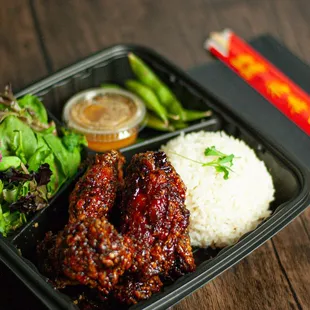 Saucy Oakland Lunch Bento Set Saucy Wings