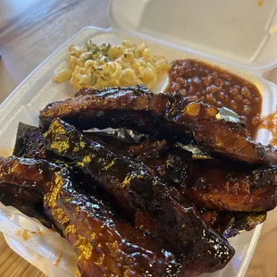 Ribs! With baked beans and mac &amp; cheese