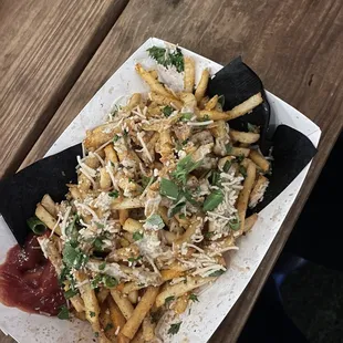 Truffle fries with vegan cheese