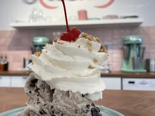 Freshie’s Ice Cream & Soda Fountain