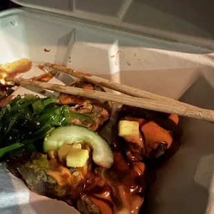 Savage sushi roll. THE PIC DOES NO JUSTICE. PLIZ DONT JUDGE.