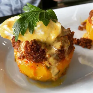 Llapingachos Benedict