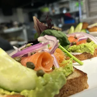 Salmón Avocado toast