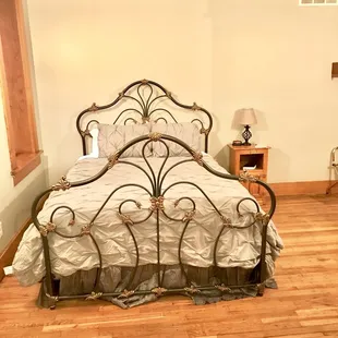 Room (D1) Handicap room has a seater shower no tub. Can be reserved as a regular room, sitting nook,tv, Central heat &amp; air, Downstairs