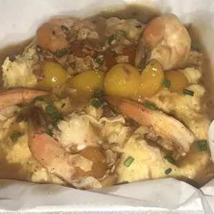 Shrimp grits and gravy, very tasty.