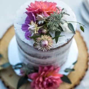 Naked cake