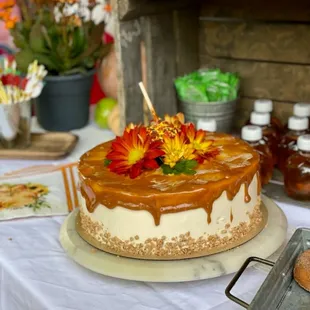 Caramel spiced cake