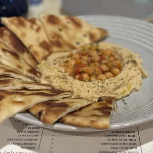 Hummus &amp; Pita