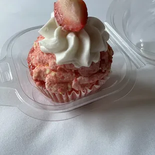 Strawberry Crunch Cupcake
