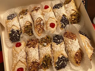 Cannoli by Vita