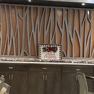 Savoria restaurant and bar.