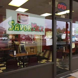 the outside of a restaurant