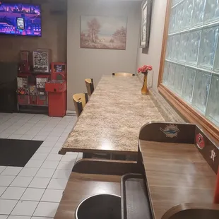 Side counter top to eat