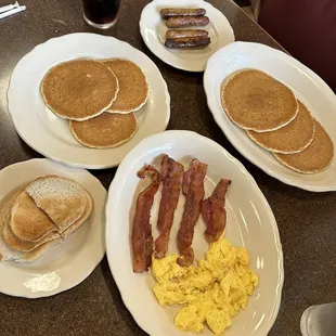 Pancakes, House Special Breakfast, Extra Crispy Bacon